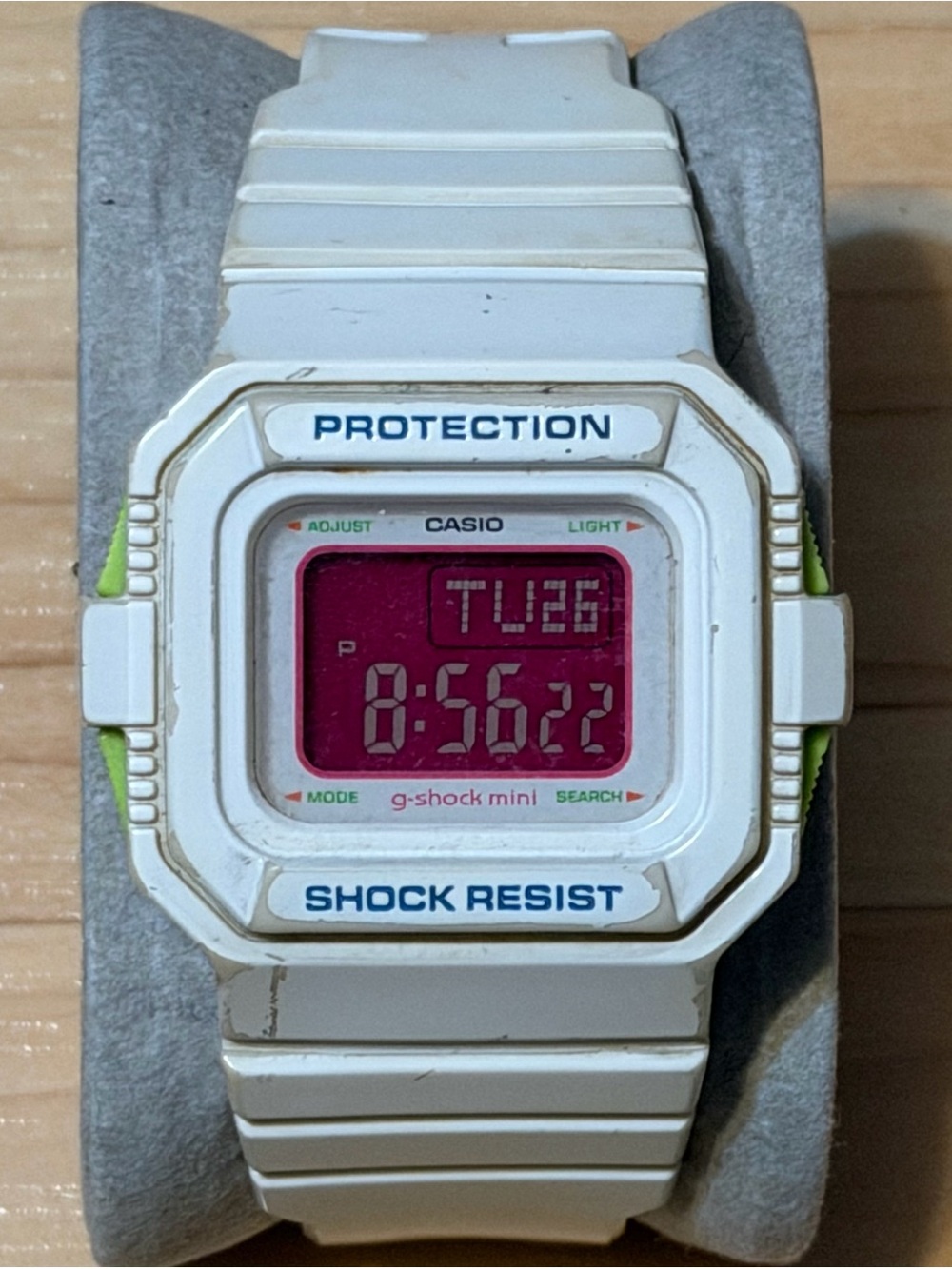 Casio G-Shock Mini GMN-550-7D Pink & White Square Women's Digital Watch GMN 550 - Picture 2 of 12